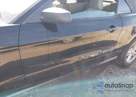 2010 Ford Mustang V6/V6 Premium из США, поврежденный, VIN 1ZVBP8EN6A5122242